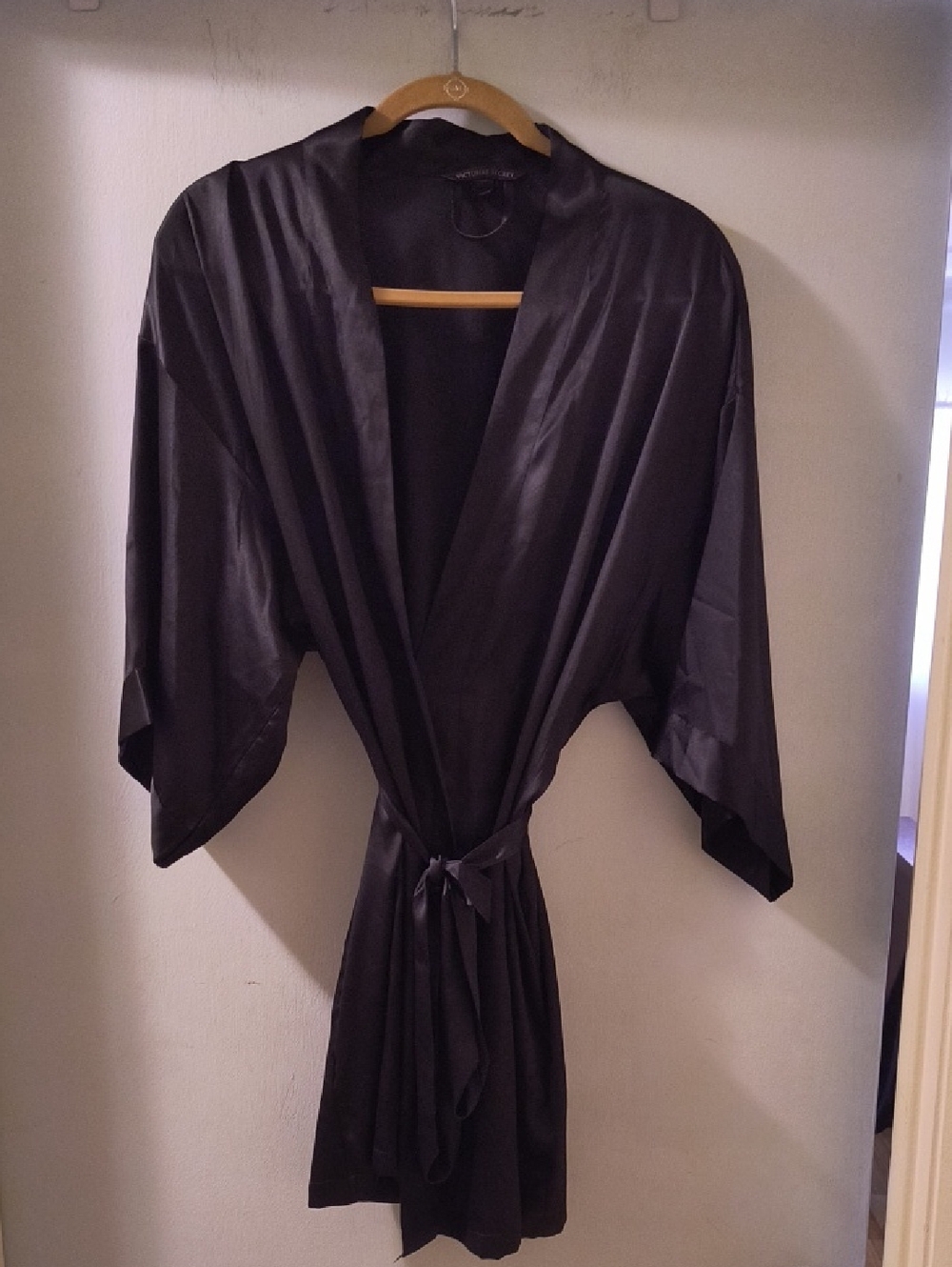 VS Black Robe